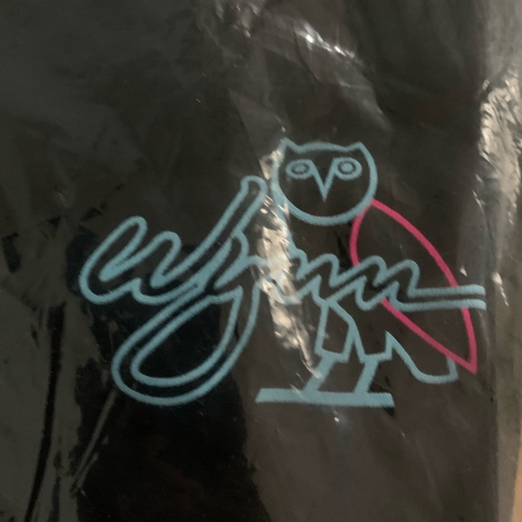 Authentic October’s Very Own- OVO Las Vegas Wynn - Picture 2 of 5